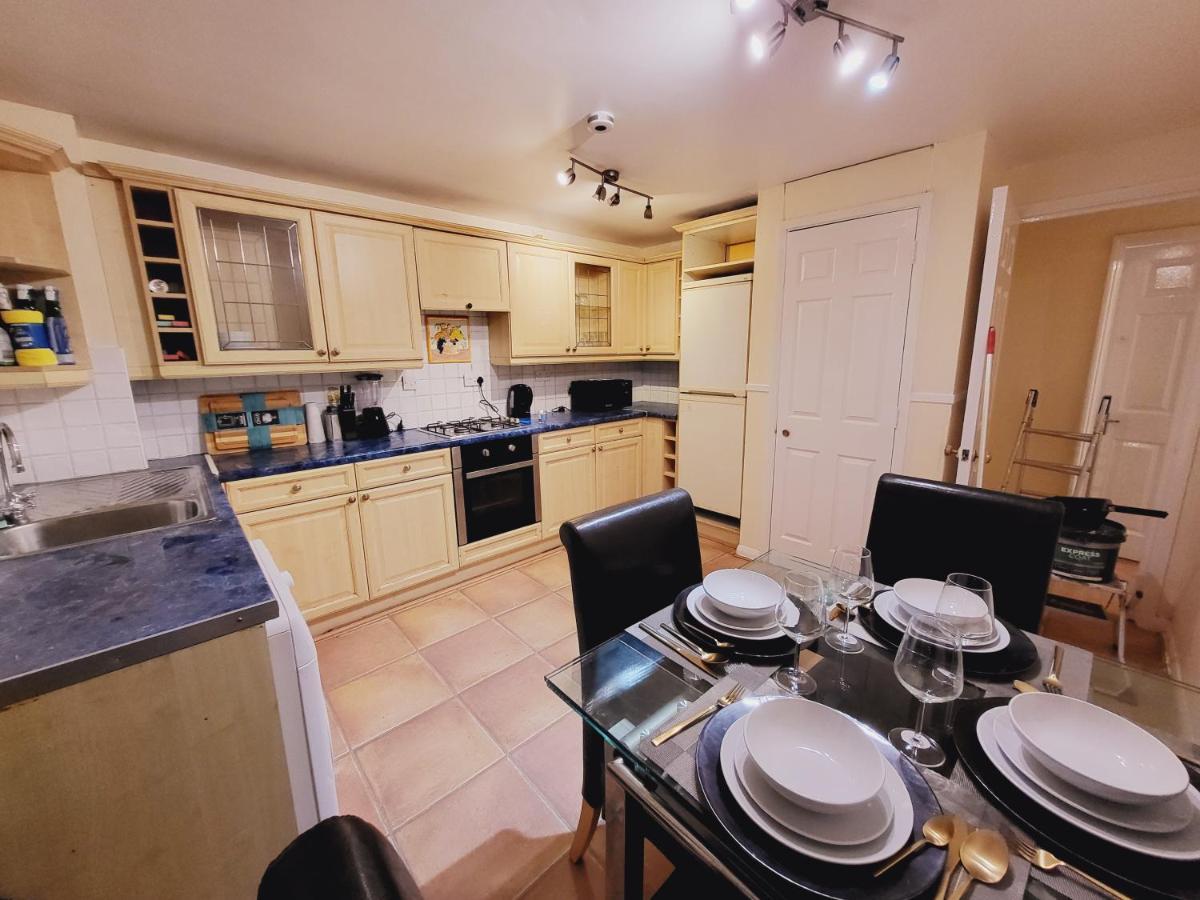 Manor Place Apartment Thamesmead Thamesmead  المظهر الخارجي الصورة