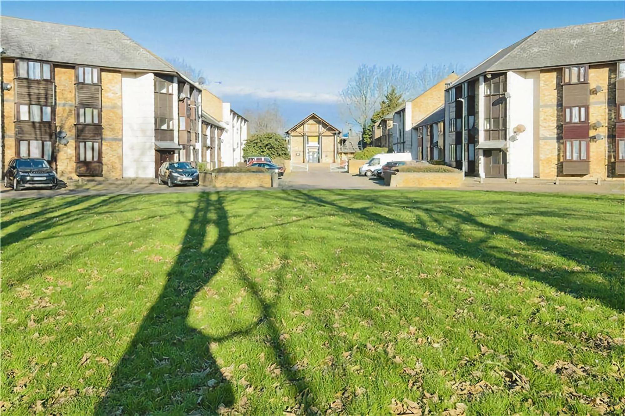 Manor Place Apartment Thamesmead Thamesmead  المظهر الخارجي الصورة