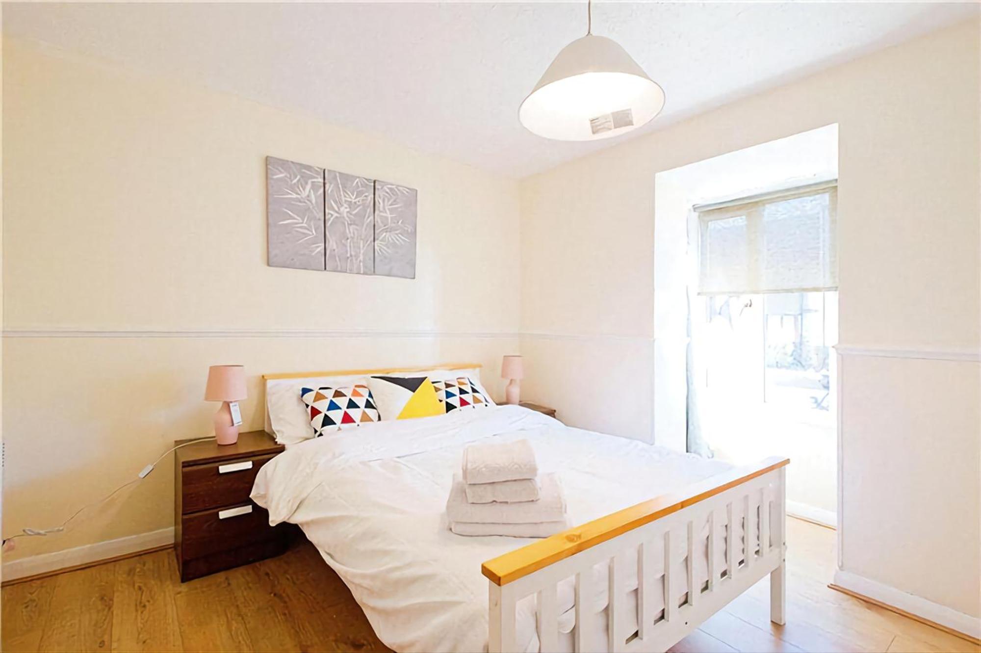 Manor Place Apartment Thamesmead Thamesmead  المظهر الخارجي الصورة